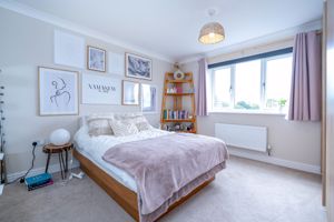 Bedroom- click for photo gallery